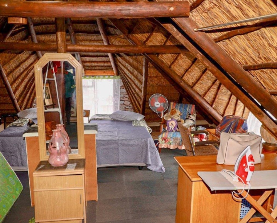 6 Bedroom Property for Sale in Oranjeville Free State